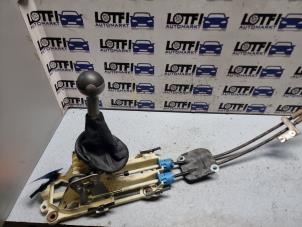 Gebruikte Versnellingspook Smart Forfour (454) 1.1 12V Prijs € 50,00 Margeregeling aangeboden door Automarkt Lotfi