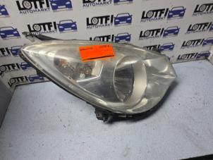 Begagnade Strålkastare, höger Opel Agila Mk.II (B) 1.2 16V Twinport Pris € 60,00 Marginaltabell erbjuds av Automarkt Lotfi