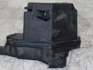 Begagnade PCV-ventil Volvo Diversen Pris € 30,00 Marginaltabell erbjuds av Automotoren Trading b.v.