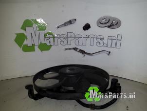 Używane Wentylator Volkswagen Polo IV (9N1/2/3) 1.2 12V Cena € 12,50 Procedura marży oferowane przez Autodemontagebedrijf De Mars