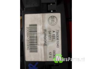 Używane Sterownik ukladu chlodzenia Volkswagen Polo V (6R) 1.4 16V Cena € 25,00 Procedura marży oferowane przez Autodemontagebedrijf De Mars