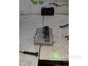 Używane Komputer sterowania silnika Ford Focus 2 Wagon 2.0 16V Cena € 27,00 Procedura marży oferowane przez Autodemontagebedrijf De Mars