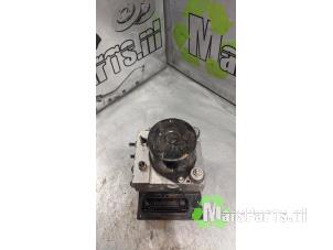 Używane Pompa ABS Seat Ibiza IV (6J5) 1.2 TDI Ecomotive Cena € 40,00 Procedura marży oferowane przez Autodemontagebedrijf De Mars