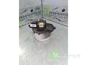 Używane Silnik wentylatora nagrzewnicy Peugeot Partner (GC/GF/GG/GJ/GK) 1.6 HDI 75 Phase 2 Cena € 40,00 Procedura marży oferowane przez Autodemontagebedrijf De Mars