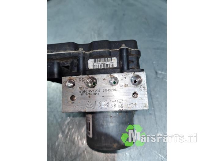 Pompa ABS z Alfa Romeo MiTo (955) 1.3 JTDm 16V Eco 2012