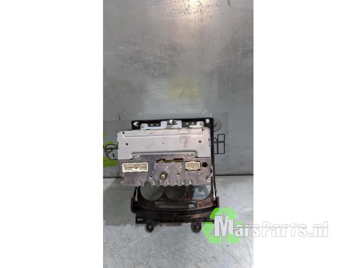 Odtwarzacz CD z Mazda 5 (CR19) 1.8i 16V 2005