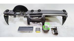 Begagnade Airbag set + instrumentbräda Audi A3 Limousine (8VS/8VM) 1.4 TFSI ACT 16V Pris € 1.250,00 Marginaltabell erbjuds av Autodemontagebedrijf De Mars