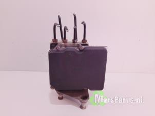 Begagnade ABS-pump Mercedes Vito (639.6) 2.2 110 CDI 16V Euro 5 Pris € 200,00 Marginaltabell erbjuds av Autodemontagebedrijf De Mars