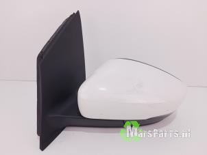 Używane Lusterko zewnetrzne lewe Volkswagen Polo V (6R) 1.2 12V Cena € 40,00 Procedura marży oferowane przez Autodemontagebedrijf De Mars