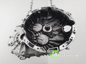 Używane Skrzynia biegów Mercedes CLA (117.3) 1.6 CLA-180 16V Cena € 400,00 Procedura marży oferowane przez Autodemontagebedrijf De Mars