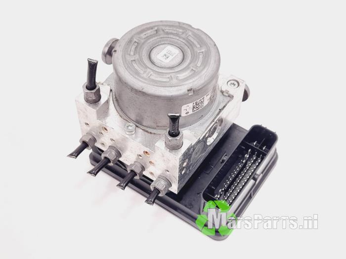 Pompa ABS z Peugeot 2008 (UD/UK/UR/US/UX) 1.2 VTi 12V PureTech 130 2020
