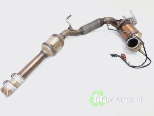 Używane Katalizator Volkswagen Polo V (6R) 1.2 TSI 16V BlueMotion Technology Cena € 225,00 Procedura marży oferowane przez Autodemontagebedrijf De Mars