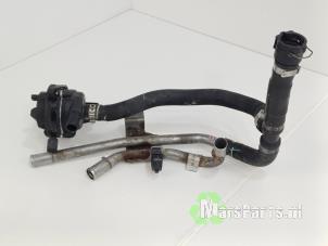 Begagnade Extra vattenpump Alfa Romeo Stelvio (949) 2.9 Bi-Turbo V6 24V Q4 Pris € 108,00 Marginaltabell erbjuds av Autodemontagebedrijf De Mars