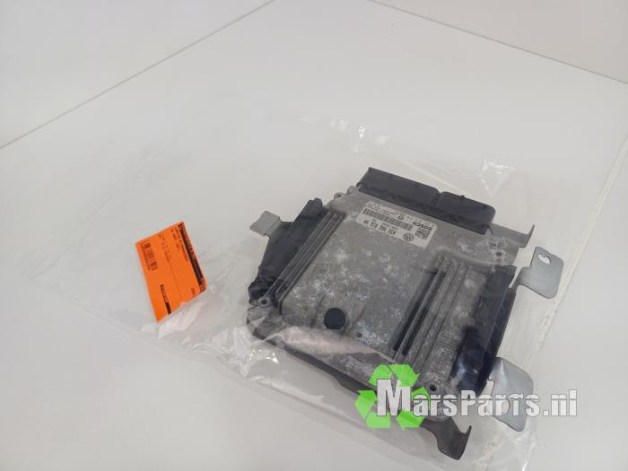 Komputer sterowania silnika z Volkswagen Caddy III (2KA,2KH,2CA,2CH) 2.0 SDI 2007