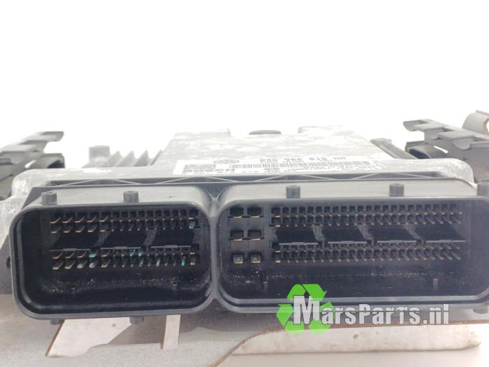 Komputer sterowania silnika z Volkswagen Caddy III (2KA,2KH,2CA,2CH) 2.0 SDI 2007