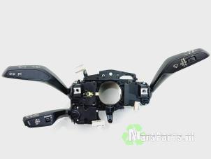 Używane Przelacznik Combi kolumny kierownicy Audi A3 Sportback (8VA/8VF) 1.6 TDI 16V Cena € 125,00 Procedura marży oferowane przez Autodemontagebedrijf De Mars