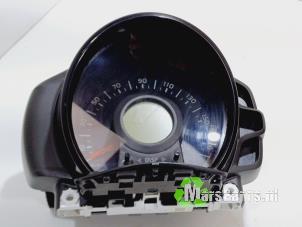 Begagnade Vägmätare KM Peugeot 108 1.0 12V Pris € 36,00 Marginaltabell erbjuds av Autodemontagebedrijf De Mars