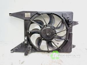 Używane Wentylator Dacia Sandero I (BS) 1.2 16V Cena € 31,50 Procedura marży oferowane przez Autodemontagebedrijf De Mars
