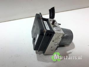 Gebruikte ABS Pomp Peugeot 3008 I (0U/HU) 2.0 HYbrid4 16V Prijs € 125,00 Margeregeling aangeboden door Autodemontagebedrijf De Mars