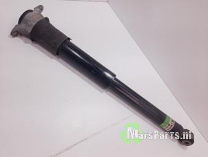 Gebruikte Schokdemper rechts-achter Mazda CX-5 II (KF) 2.0 SkyActiv-G 165 16V 2WD Prijs € 45,00 Margeregeling aangeboden door Autodemontagebedrijf De Mars