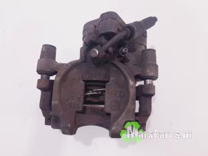 Gebruikte Remklauw (Tang) links-achter Volkswagen Golf VII (AUA) 1.4 TSI 16V Prijs € 67,50 Margeregeling aangeboden door Autodemontagebedrijf De Mars