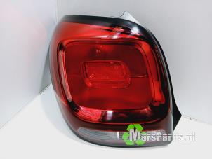 Używane Tylne swiatlo pozycyjne lewe Volkswagen Polo V (6R) 1.2 TSI Cena € 70,00 Procedura marży oferowane przez Autodemontagebedrijf De Mars