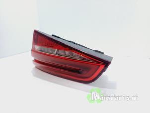Używane Tylne swiatlo pozycyjne prawe Audi A3 Sportback (8VA/8VF) 1.5 35 TFSI 16V Cena € 100,00 Procedura marży oferowane przez Autodemontagebedrijf De Mars