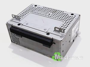 Używane Odtwarzacz CD Ford Focus 3 Wagon 1.5 TDCi Cena € 63,00 Procedura marży oferowane przez Autodemontagebedrijf De Mars