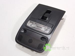 Używane Oswietlenie wewnetrzne przód Audi A3 Sportback (8VA/8VF) 1.6 TDI 16V Cena € 60,00 Procedura marży oferowane przez Autodemontagebedrijf De Mars