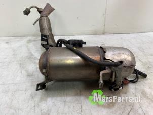 Używane Katalizator Volkswagen Polo V (6R) 1.6 TDI 16V 90 Cena € 200,00 Procedura marży oferowane przez Autodemontagebedrijf De Mars