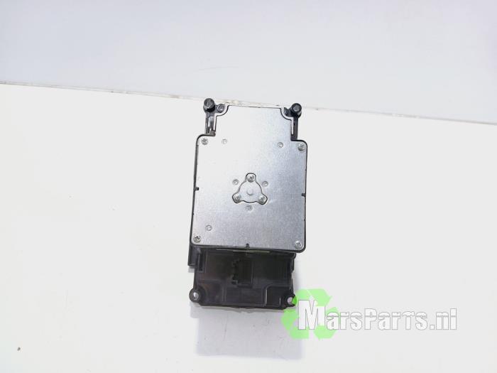 Automatisk växelväljare från en Land Rover Range Rover Velar (LY) 5.0 V8 32V SVR 2019