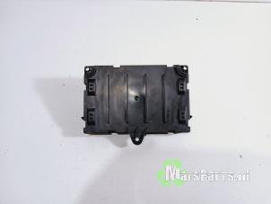 Używane Sterownik Body Control Peugeot Partner Tepee (7A/B/C/D/E/F/G/J/P/S) 1.6 HDI 90 16V Phase 1 Cena € 45,00 Procedura marży oferowane przez Autodemontagebedrijf De Mars