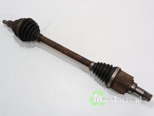 Używane Os napedowa lewy przód Volkswagen Polo VI (AW1) 1.0 MPi 12V Cena € 200,00 Procedura marży oferowane przez Autodemontagebedrijf De Mars