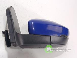 Używane Lusterko zewnetrzne lewe Volkswagen Polo V (6R) 1.2 TSI Cena € 45,00 Procedura marży oferowane przez Autodemontagebedrijf De Mars