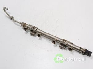 Używane Listwa wtryskowa Volkswagen Polo VI (AW1) 1.0 MPi 12V Cena € 49,00 Procedura marży oferowane przez Autodemontagebedrijf De Mars