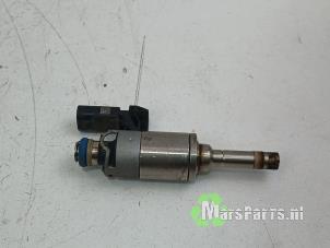 Gebruikte Injector (benzine injectie) Volkswagen Polo VI (AW1) 1.0 MPi 12V Prijs € 22,50 Margeregeling aangeboden door Autodemontagebedrijf De Mars