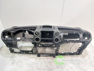 Używane Zestaw poduszek powietrznych + deska rozdzielcza Peugeot Partner Tepee (7A/B/C/D/E/F/G/J/P/S) 1.6 HDI 90 16V Phase 1 Cena € 135,00 Procedura marży oferowane przez Autodemontagebedrijf De Mars