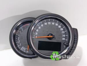 Gebruikte Tellerklok Mini Clubman (F54) 2.0 Cooper S 16V Prijs € 85,00 Margeregeling aangeboden door Autodemontagebedrijf De Mars