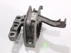 Gebruikte Motorsteun Volkswagen Golf VII (AUA) 1.2 TSI 16V Prijs € 35,00 Margeregeling aangeboden door Autodemontagebedrijf De Mars