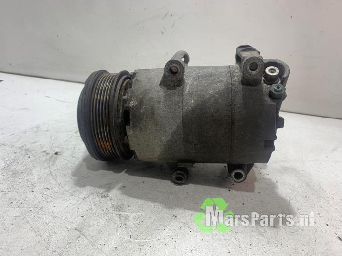 Pompa klimatyzacji z Ford Focus 3 1.6 TDCi 2015