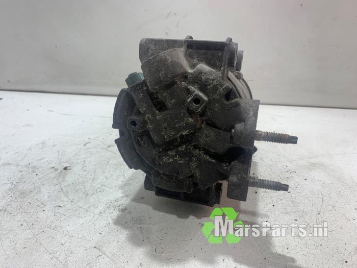 Pompa klimatyzacji z Ford Focus 3 1.6 TDCi 2015