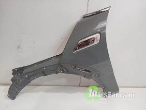 Gebruikte Spatbord links-voor Mini Clubman (F54) 2.0 Cooper S 16V Prijs € 150,00 Margeregeling aangeboden door Autodemontagebedrijf De Mars