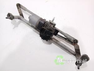 Gebruikte Ruitenwismotor + Mechaniek Volkswagen Polo V (6R) 1.2 TDI 12V BlueMotion Prijs € 35,00 Margeregeling aangeboden door Autodemontagebedrijf De Mars