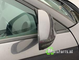 Używane Lusterko zewnetrzne prawe Audi A3 Sportback (8PA) 1.9 TDI Cena € 40,00 Procedura marży oferowane przez Autodemontagebedrijf De Mars