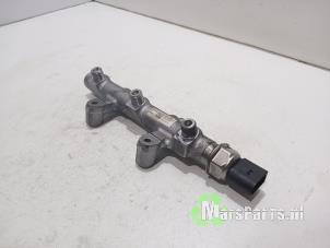 Begagnade Bränsleinsprutningsmunstycke Audi A6 Allroad Quattro (C7) 3.0 TDI V6 24V biturbo Pris € 40,00 Marginaltabell erbjuds av Autodemontagebedrijf De Mars