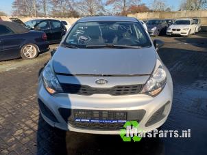Begagnade Elektrisk bränslepump Kia Rio III (UB) 1.2 CVVT 16V Pris € 40,00 Marginaltabell erbjuds av Autodemontagebedrijf De Mars