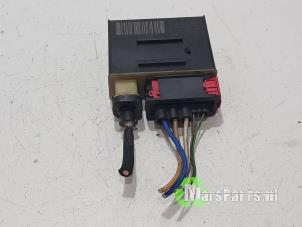 Używane Przekaznik klimatyzacji Peugeot Partner (GC/GF/GG/GJ/GK) 1.6 HDI 75 16V Phase 2 Cena € 25,00 Procedura marży oferowane przez Autodemontagebedrijf De Mars