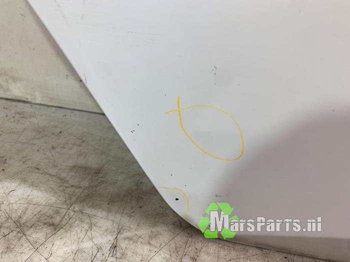 Portier 4Deurs rechts-achter van een Toyota Auris (E18) 1.8 16V Hybrid 2014