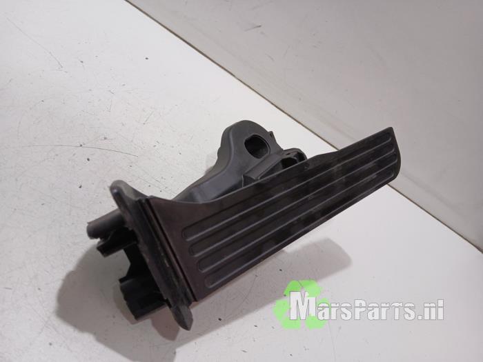 Gaspedal från en Seat Leon (1P1) 1.4 TSI 16V 2008