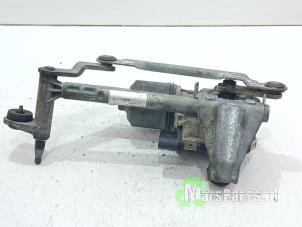 Używane Silnik i mechanizm wycieraczki Volkswagen Touran (1T1/T2) 1.6 FSI 16V Cena € 40,00 Procedura marży oferowane przez Autodemontagebedrijf De Mars